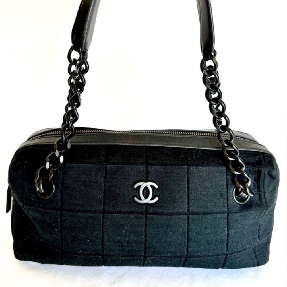 Chanel Vintage Chocolate Bar Bag